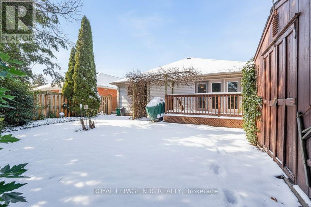 13 Tanner Drive, Pelham, Ontario  L0S 1E4 - Photo 34 - X12448073