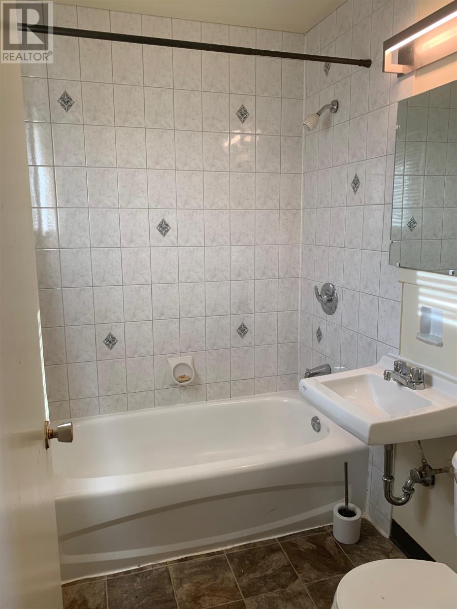 235 Strathcona Ave, Thunder Bay, Ontario  P7A 1S4 - Photo 7 - TB2600023