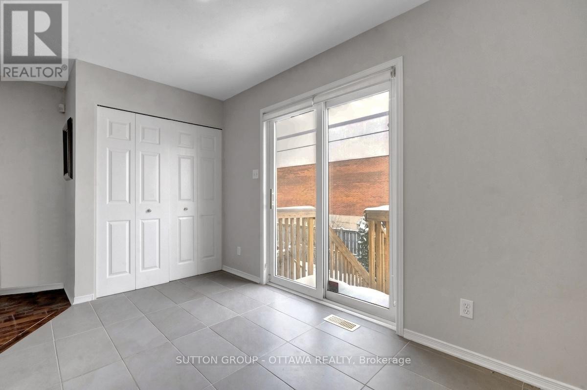 17 Glenhaven Private, Ottawa, Ontario  K1V 2B2 - Photo 15 - X12676702