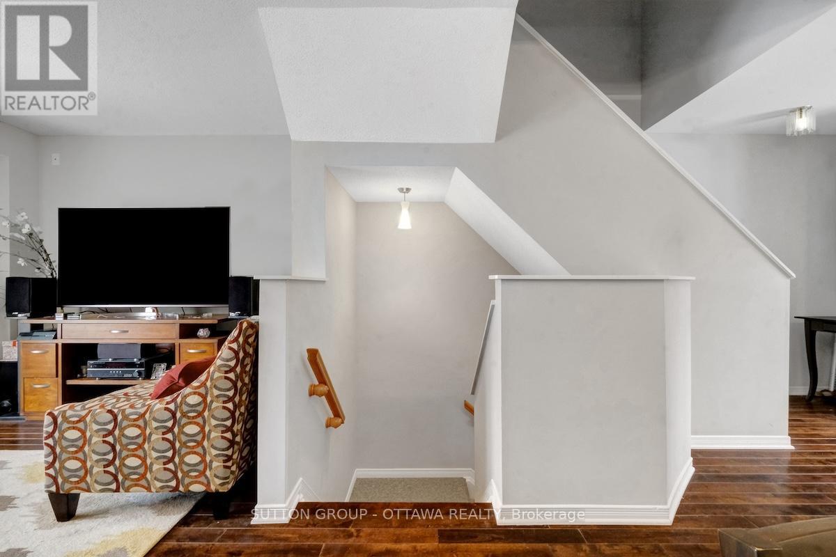 17 Glenhaven Private, Ottawa, Ontario  K1V 2B2 - Photo 19 - X12676702