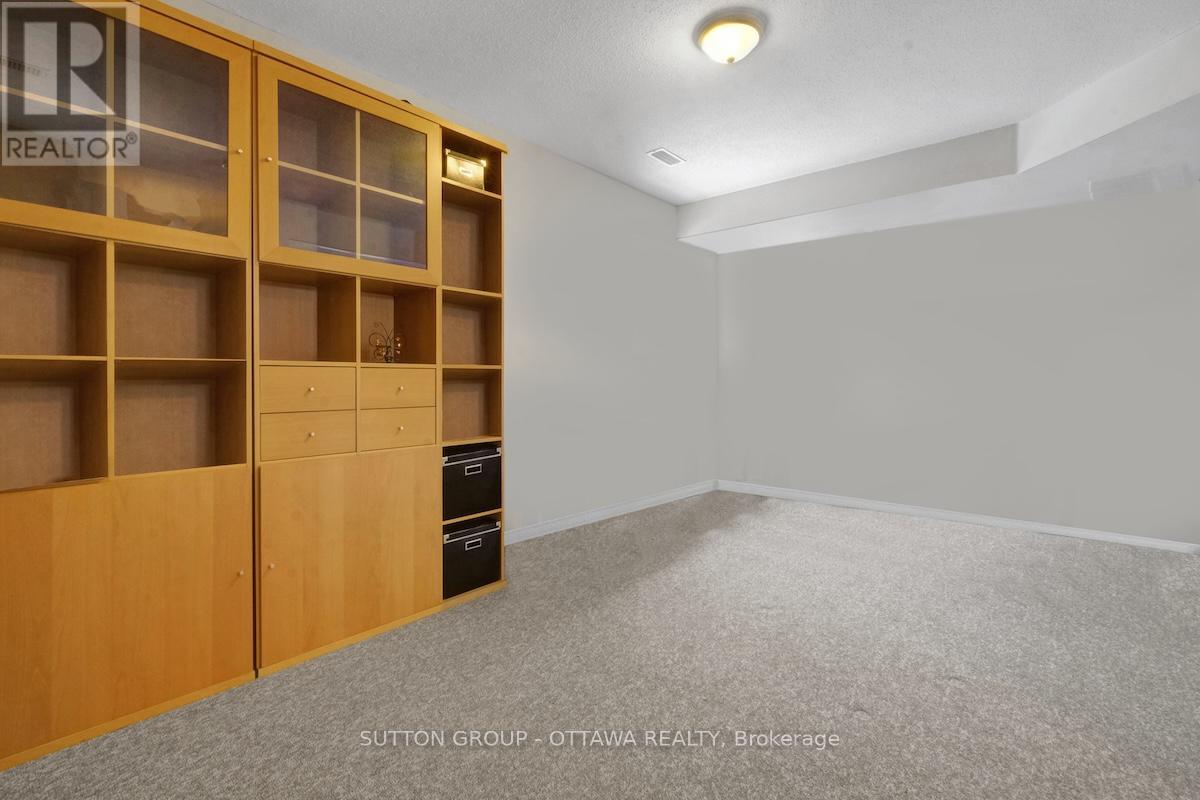 17 Glenhaven Private, Ottawa, Ontario  K1V 2B2 - Photo 27 - X12676702