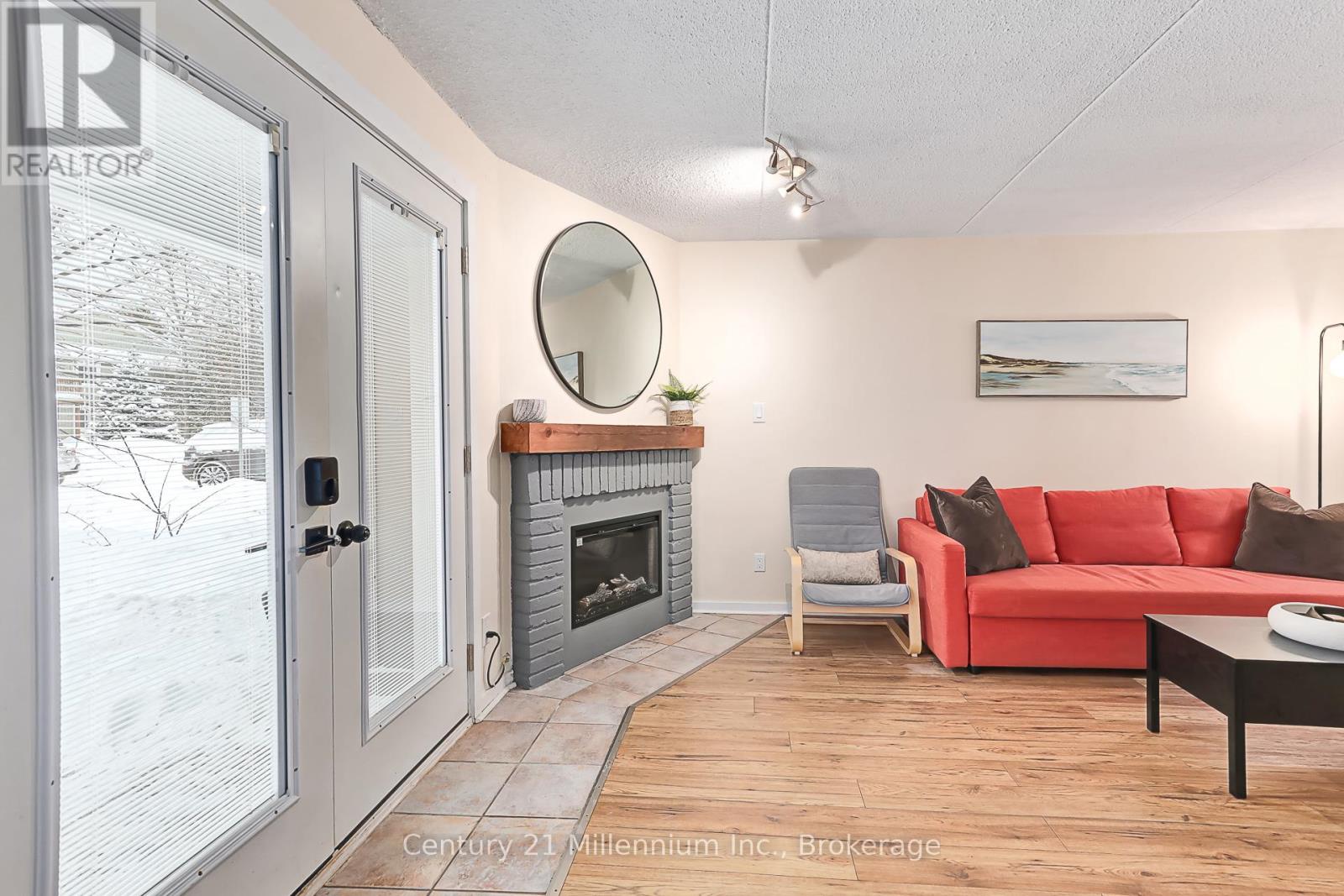 707 - 11 Dawson Drive, Collingwood, Ontario  L9Y 5B4 - Photo 6 - S12676620