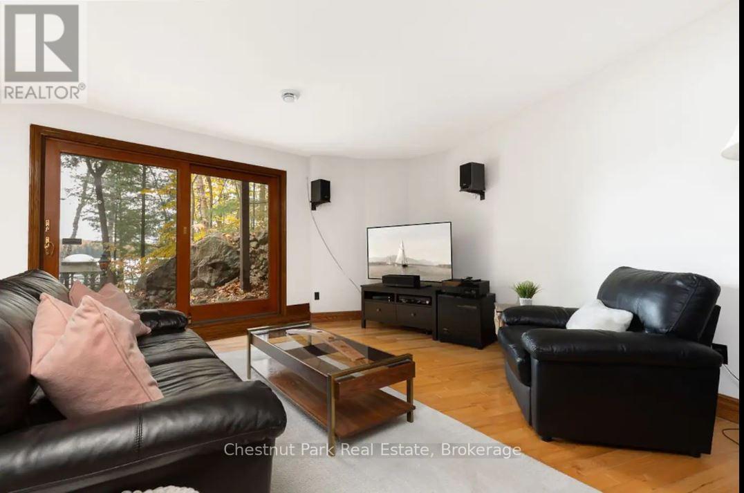 275 North Menominee Lk Road, Lake Of Bays (Mclean), Ontario  P1J 2J3 - Photo 15 - X12676680