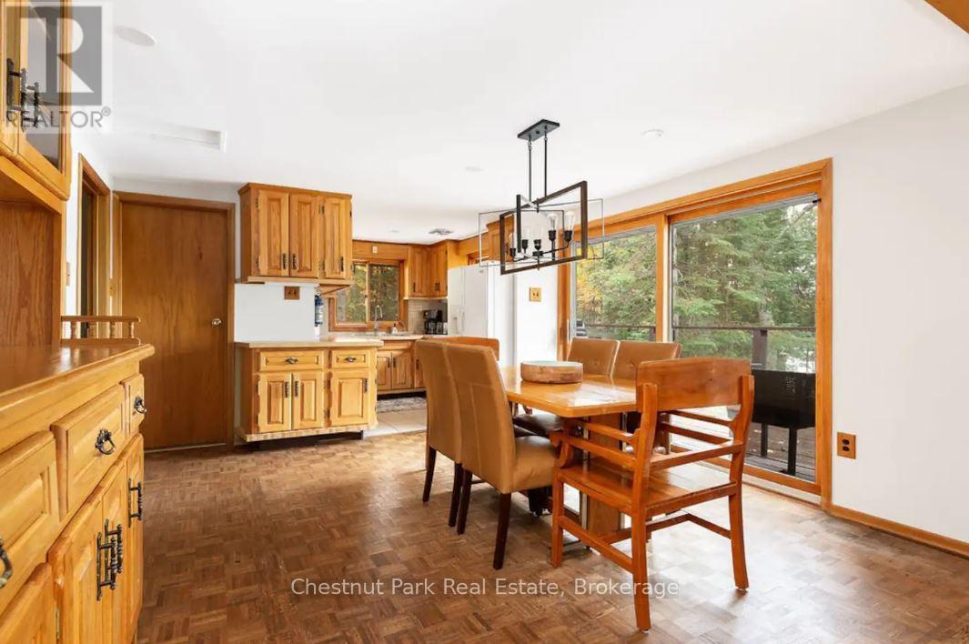 275 North Menominee Lk Road, Lake Of Bays (Mclean), Ontario  P1J 2J3 - Photo 4 - X12676680