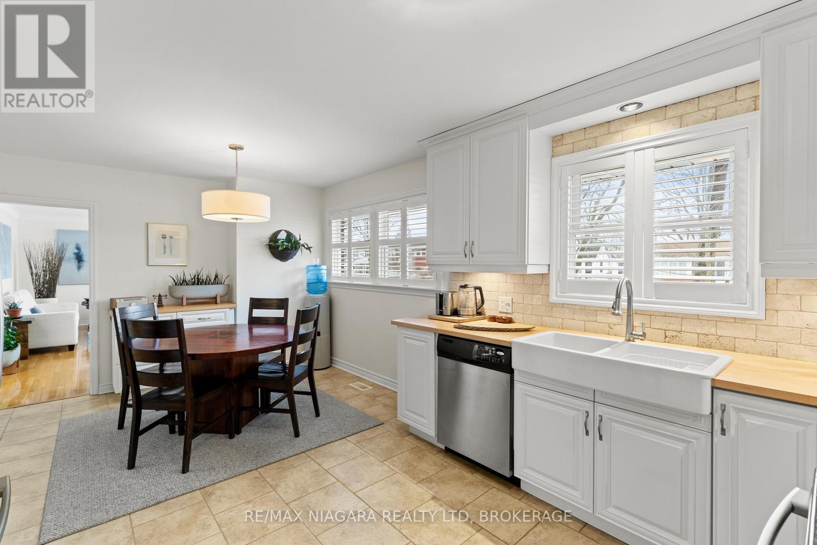 12 Home Street, Welland, Ontario  L3C 2E9 - Photo 10 - X12676654