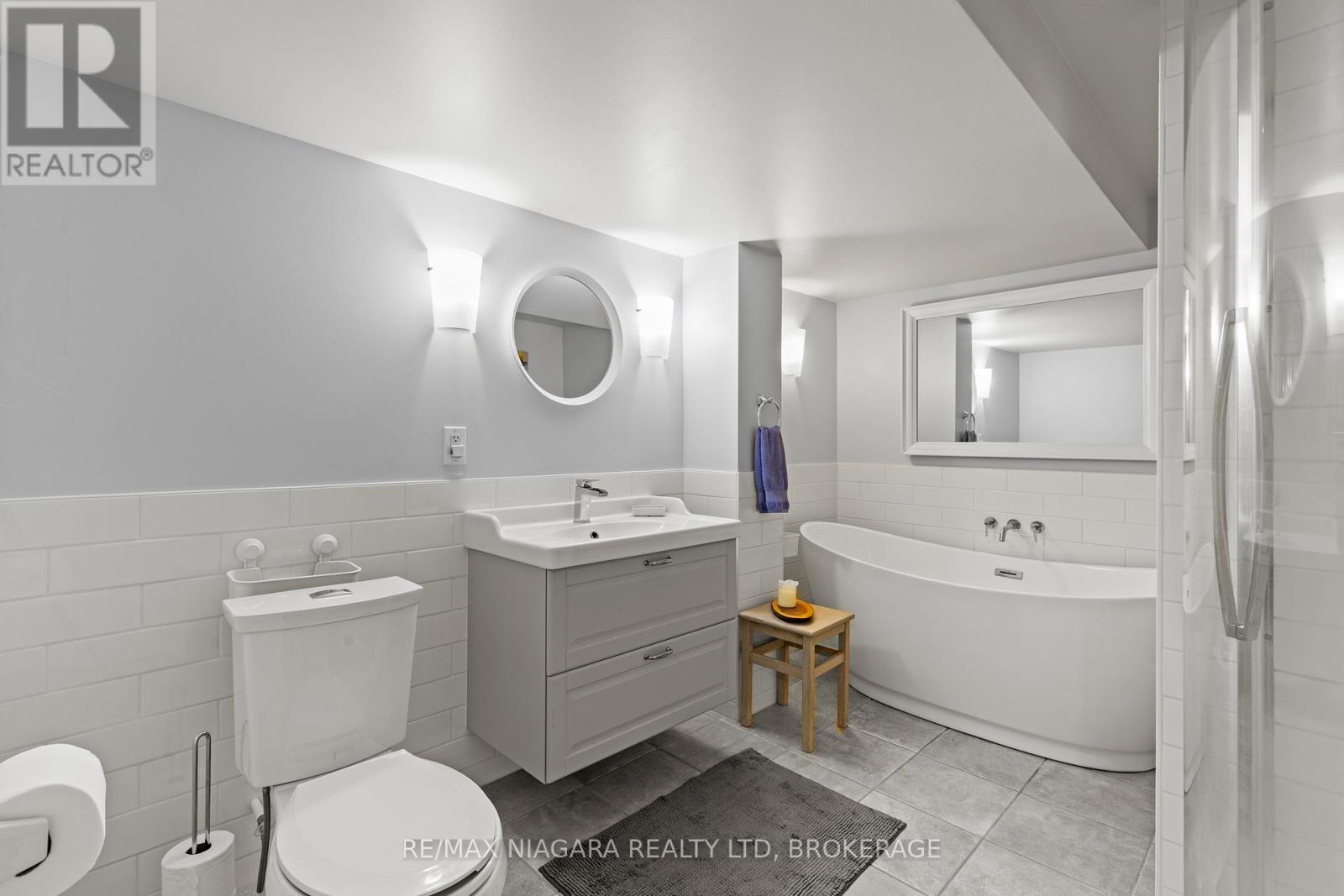 12 Home Street, Welland, Ontario  L3C 2E9 - Photo 22 - X12676654