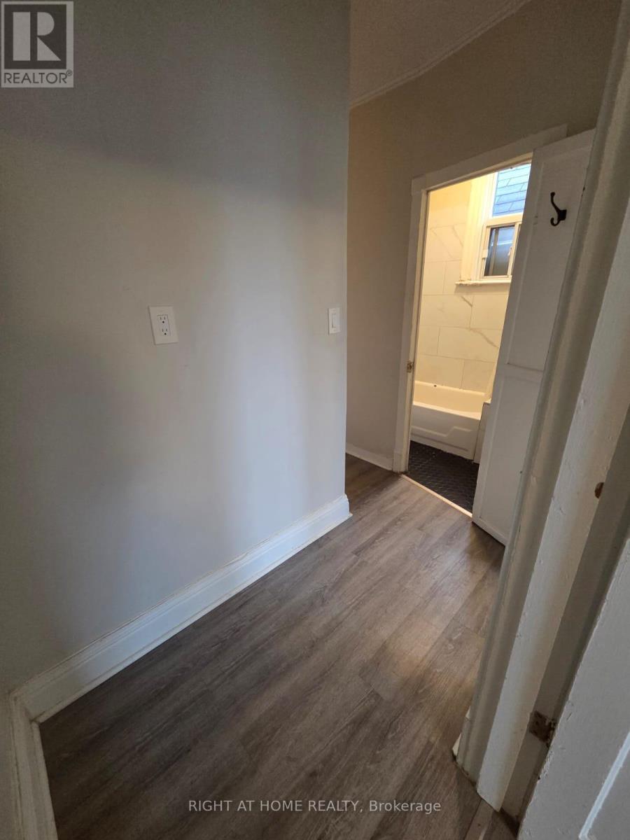 298 Emerald Street N, Hamilton, Ontario  L8L 5L3 - Photo 21 - X12465777