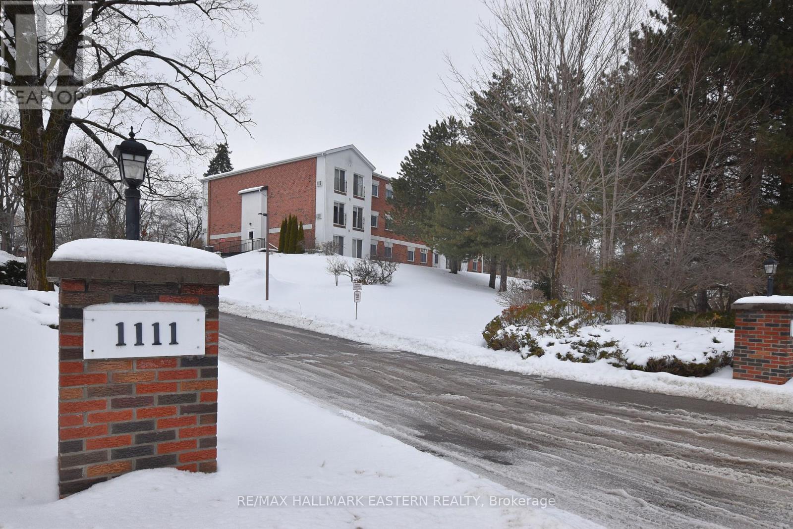 208 - 1111 Water Street, Peterborough, Ontario  K9H 3P7 - Photo 1 - X12341982