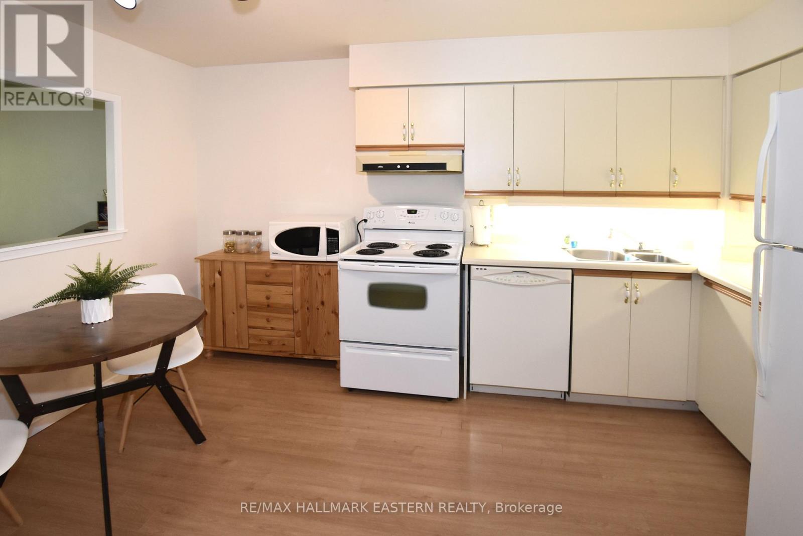 208 - 1111 Water Street, Peterborough, Ontario  K9H 3P7 - Photo 6 - X12341982