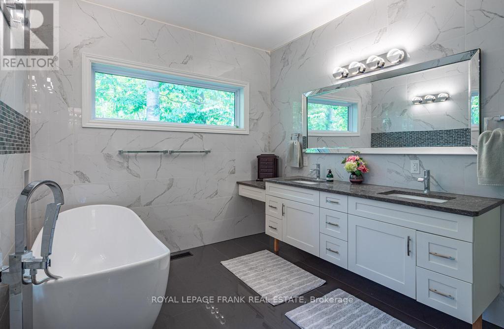 1746 Lakehurst Road, Trent Lakes, Ontario  K0L 1J0 - Photo 16 - X12494710