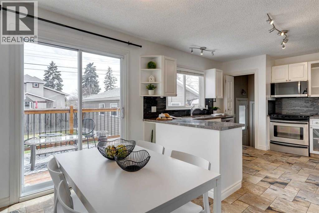 107 Sackville Drive Sw, Calgary, Alberta  T2W 0W4 - Photo 8 - A2277169