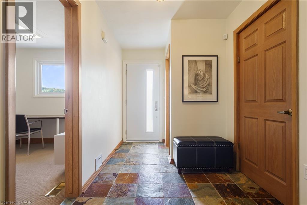 4373 Thirty Road, Beamsville, Ontario  L0R 1B2 - Photo 7 - 40796987