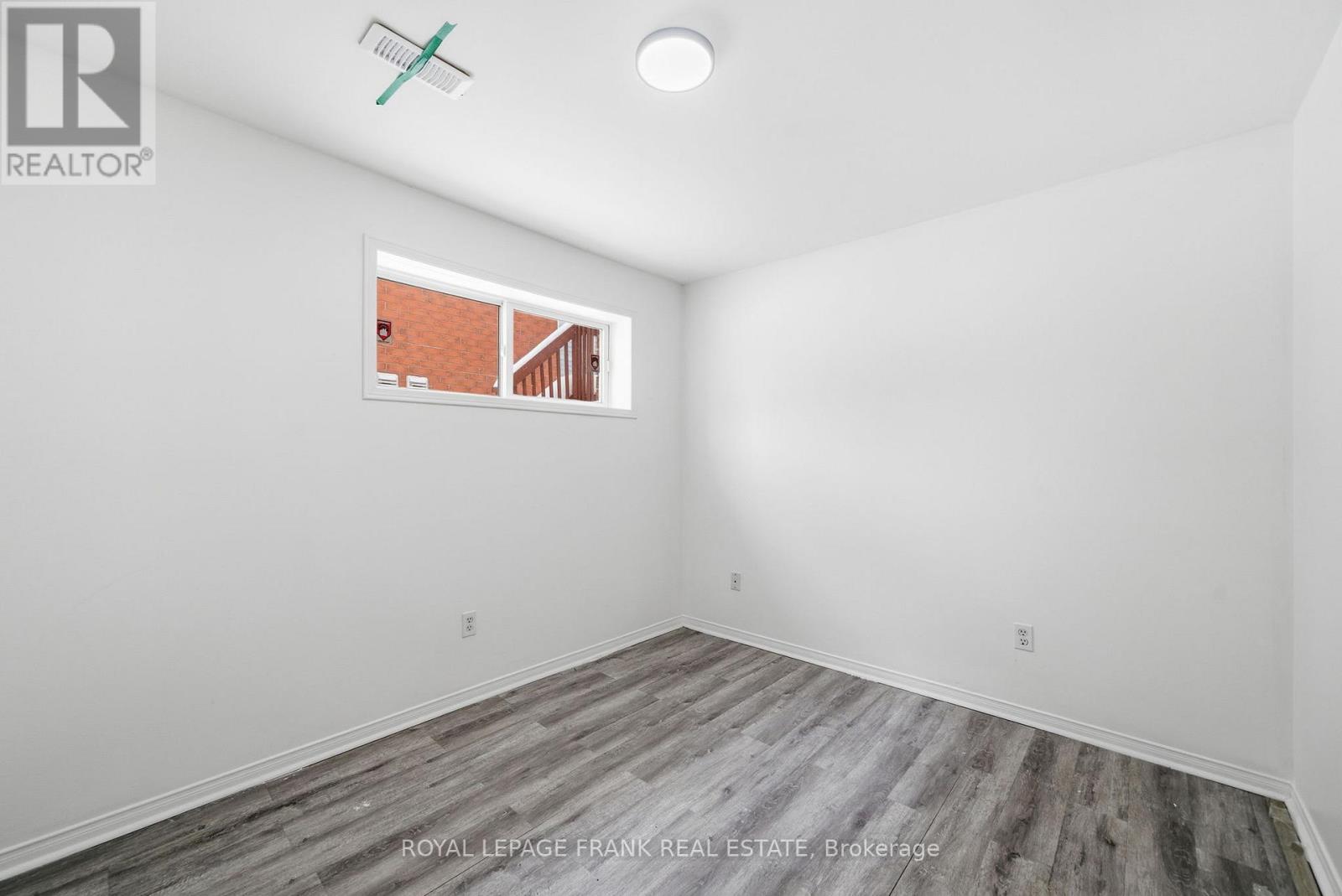 10 Flavelle Crescent, Kawartha Lakes, Ontario  K9V 6E2 - Photo 24 - X12673524