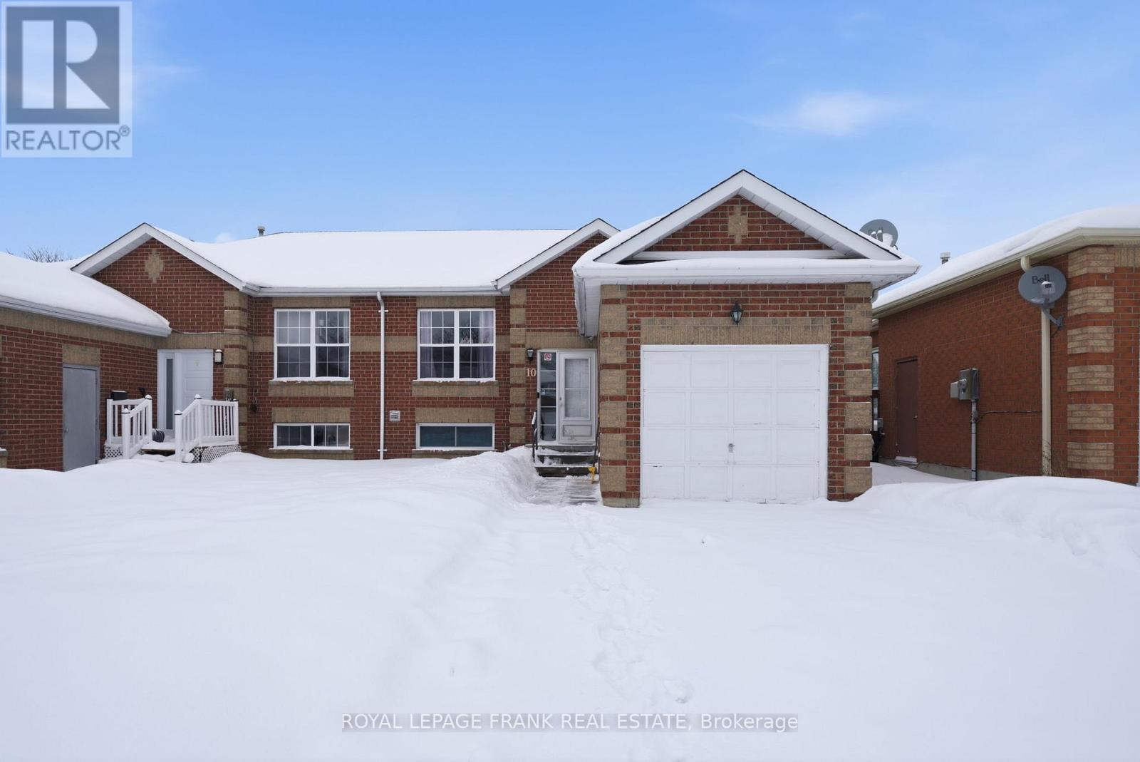 10 Flavelle Crescent, Kawartha Lakes, Ontario  K9V 6E2 - Photo 3 - X12673524