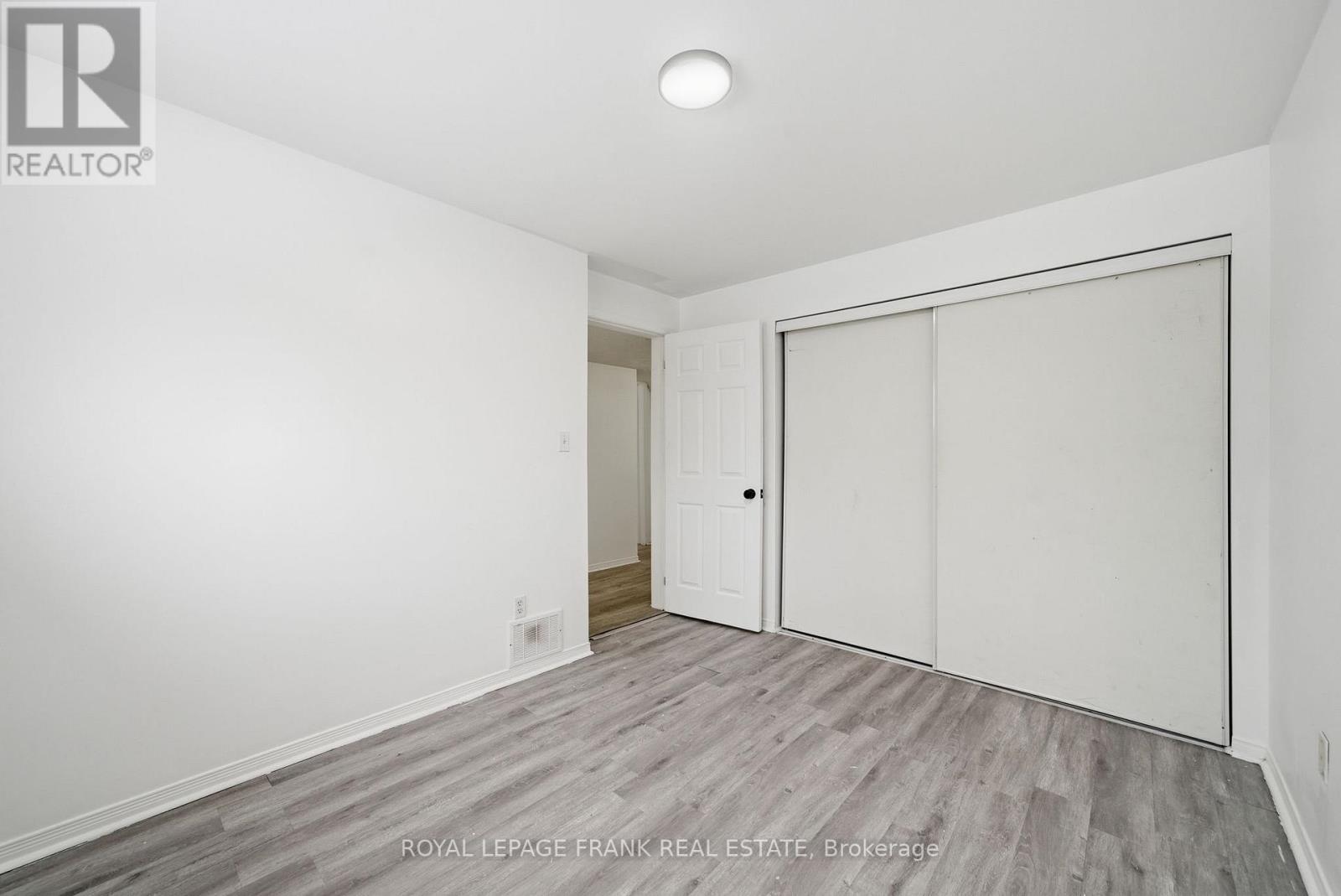 10 Flavelle Crescent, Kawartha Lakes, Ontario  K9V 6E2 - Photo 32 - X12673524