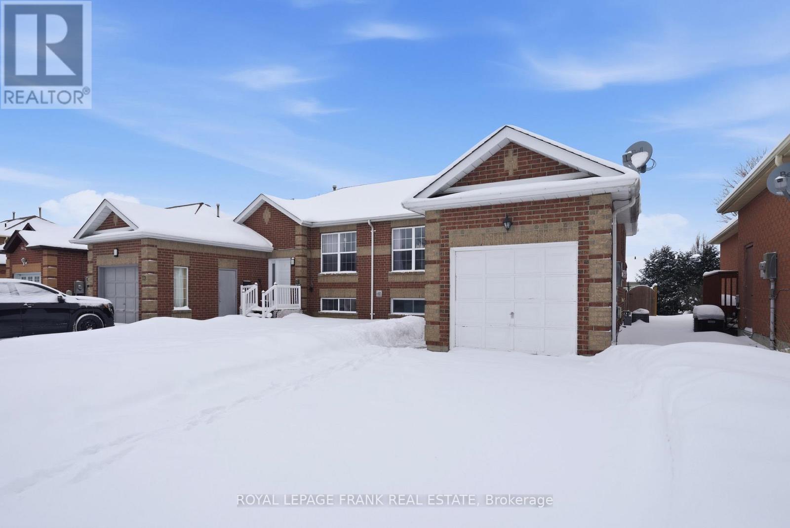 10 Flavelle Crescent, Kawartha Lakes, Ontario  K9V 6E2 - Photo 4 - X12673524