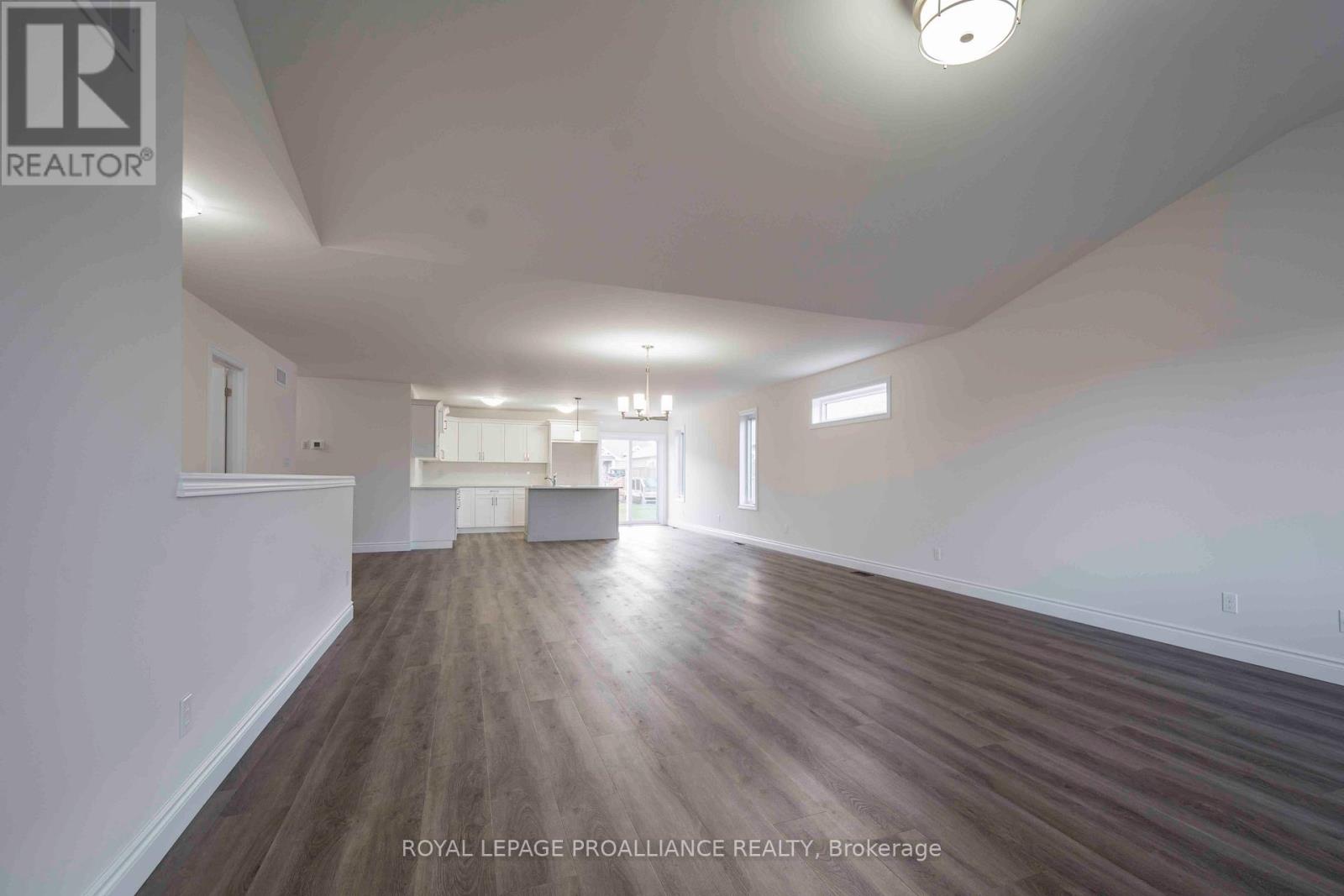 110 Farrington Crescent, Prince Edward County, Ontario  K0K 2T0 - Photo 6 - X12676650