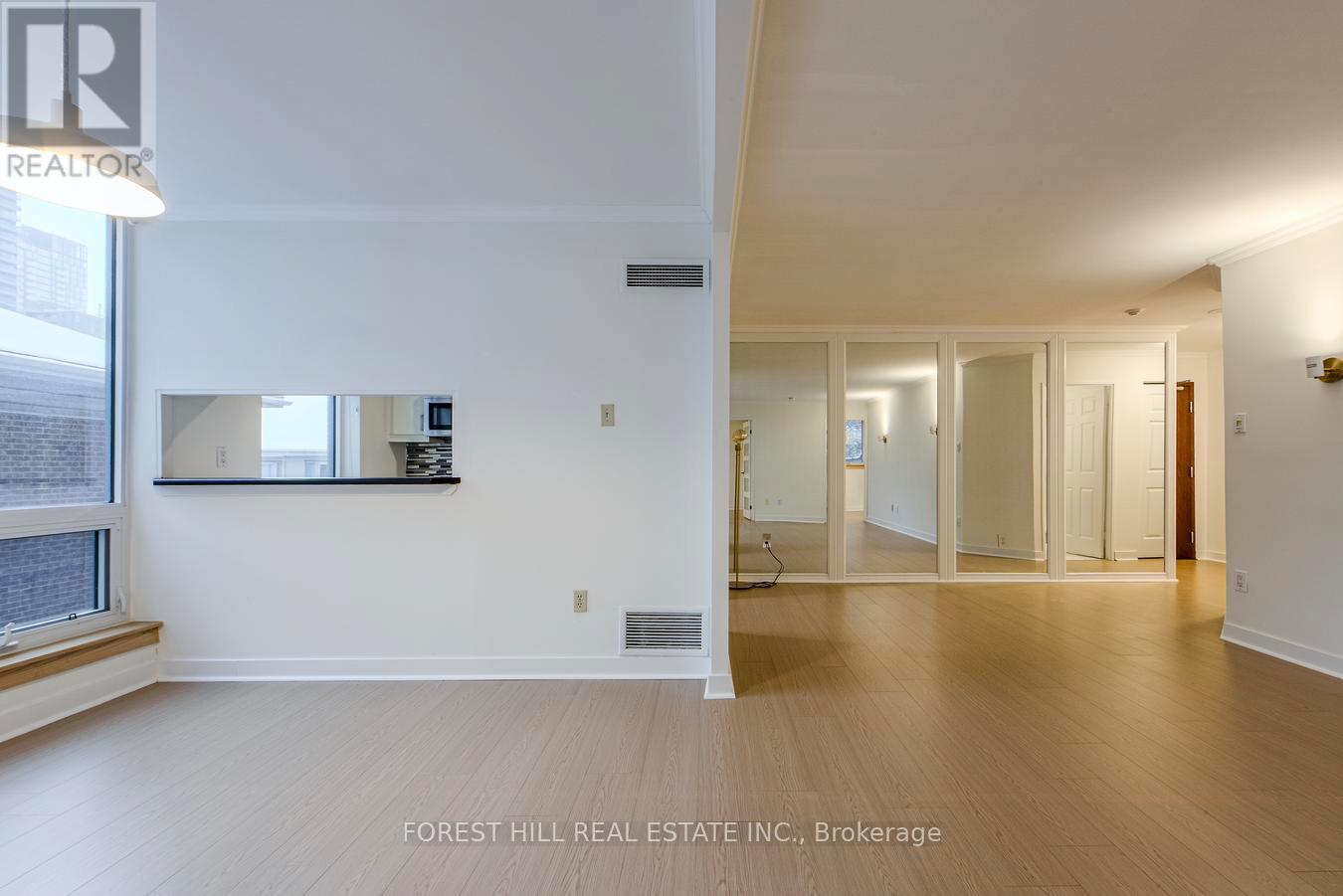 302 - 1055 Bay Street, Toronto, Ontario  M5S 3A3 - Photo 9 - C12676464