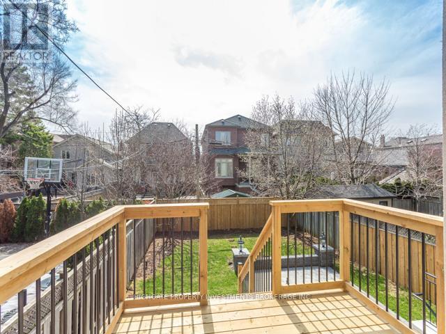 17 Dunblaine Avenue, Toronto, Ontario  M5M 2R6 - Photo 22 - C12676500