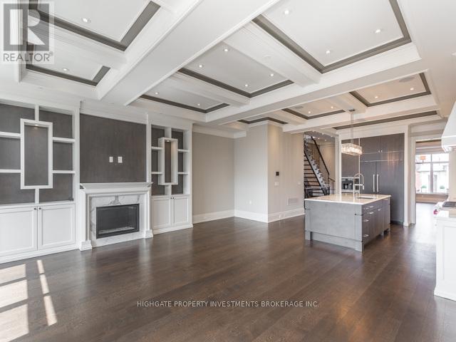 17 Dunblaine Avenue, Toronto, Ontario  M5M 2R6 - Photo 6 - C12676500