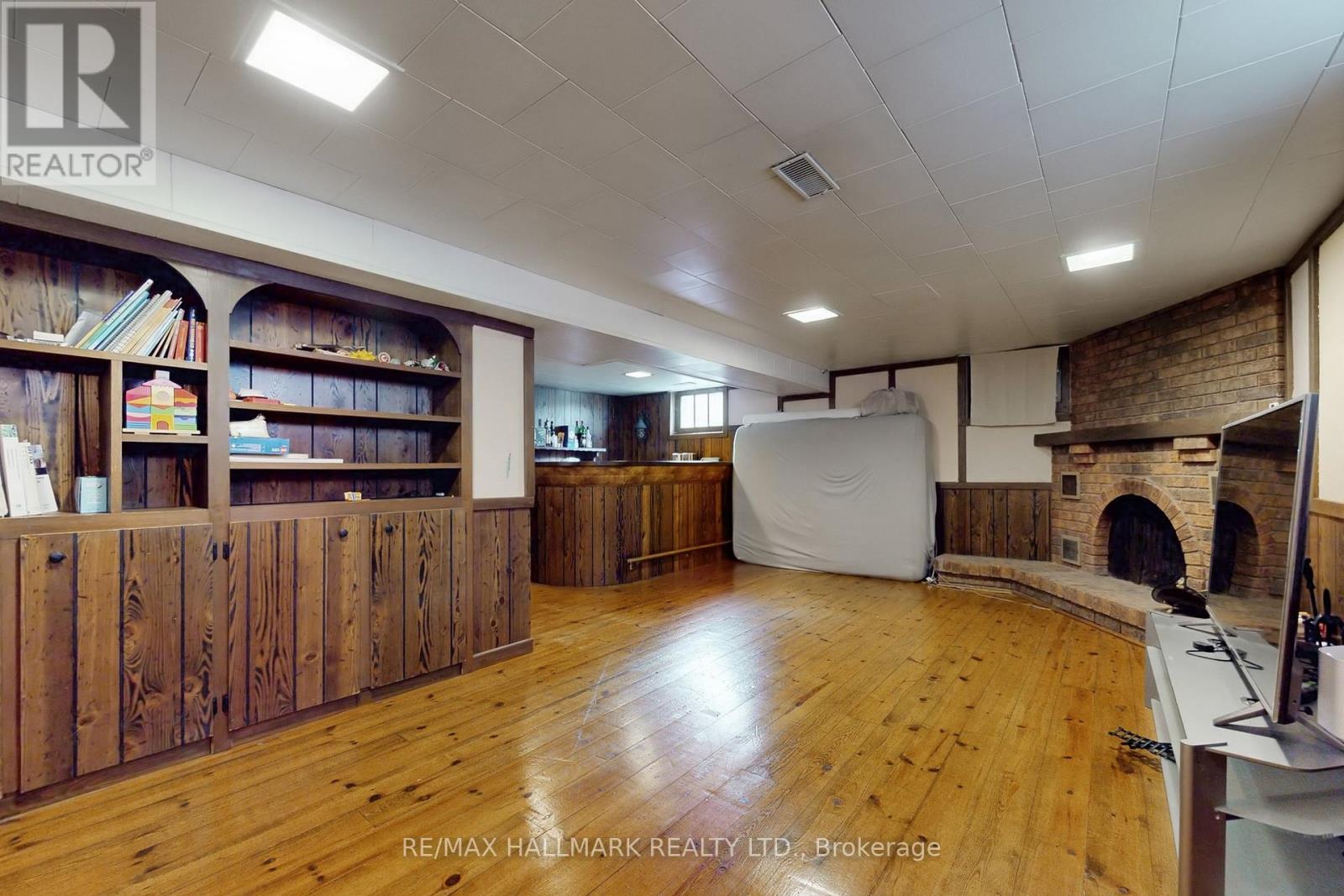 290 Laird Drive, Toronto, Ontario  M4G 3X5 - Photo 24 - C12676528