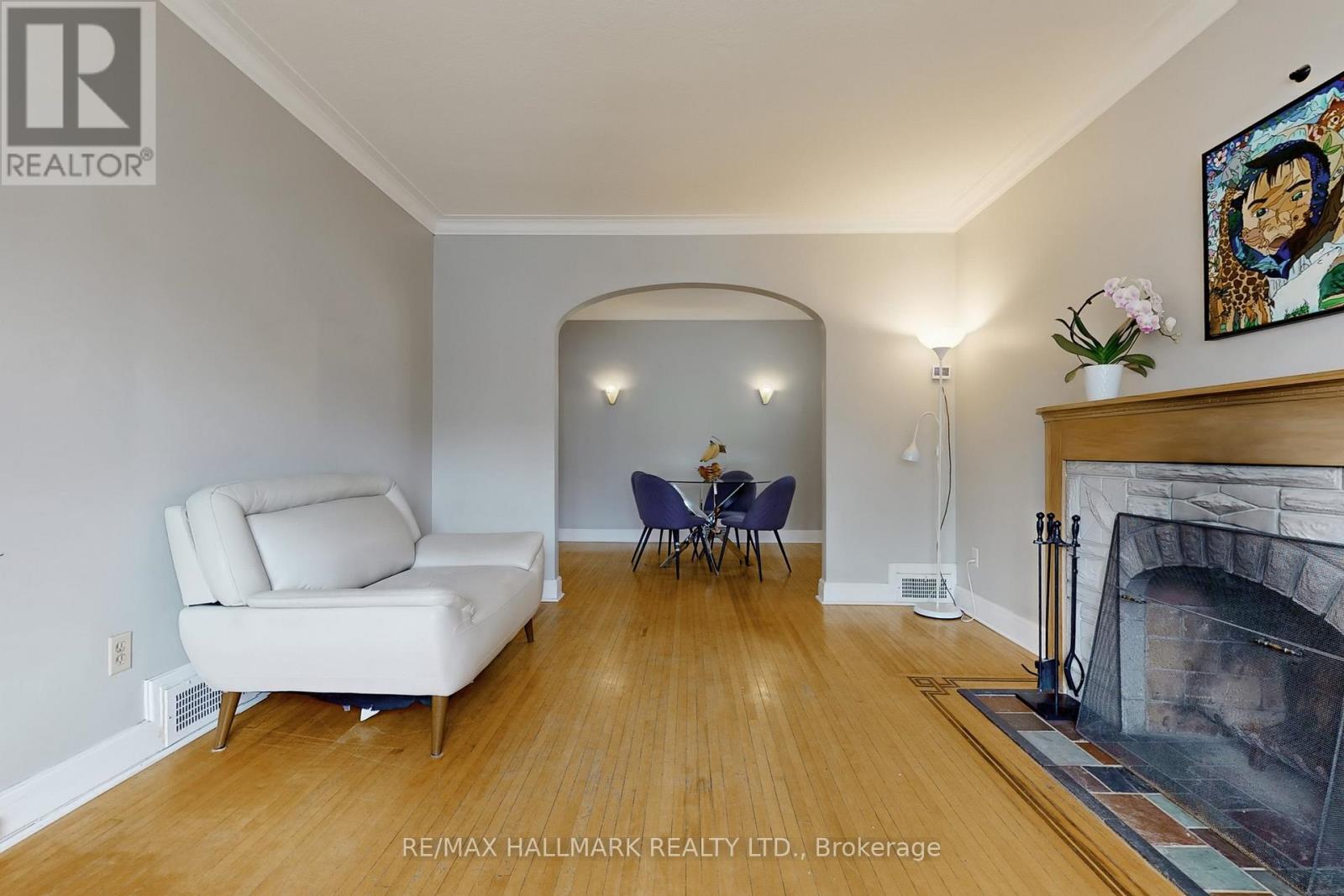 290 Laird Drive, Toronto, Ontario  M4G 3X5 - Photo 8 - C12676528