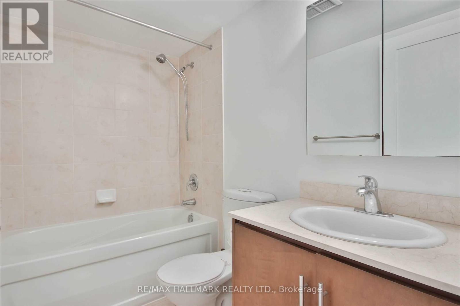 1020 - 20 Blue Jays Way, Toronto, Ontario  M5V 3W6 - Photo 11 - C12676566