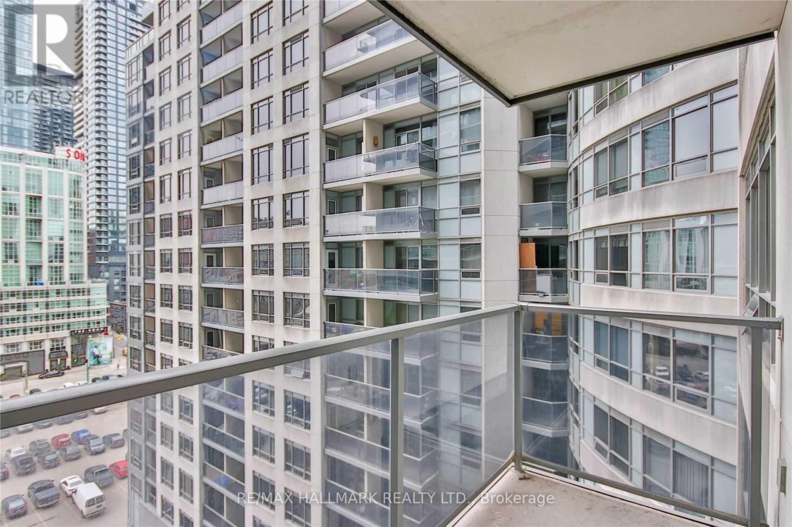 1020 - 20 Blue Jays Way, Toronto, Ontario  M5V 3W6 - Photo 12 - C12676566