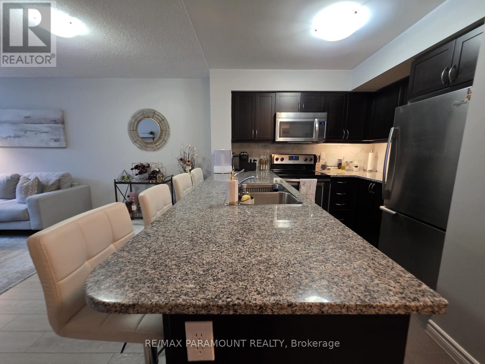 1523 - 25 Lower Simcoe Street, Toronto, Ontario  M5J 3A1 - Photo 2 - C12676682