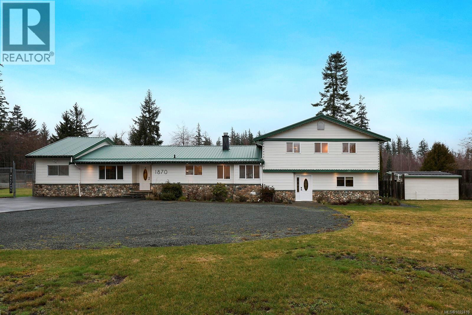 1870 Willis Rd, Campbell River, British Columbia