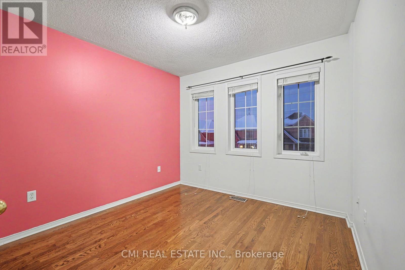 57 Oceanpearl Crescent, Whitby, Ontario  L1N 0C6 - Photo 24 - E12676526