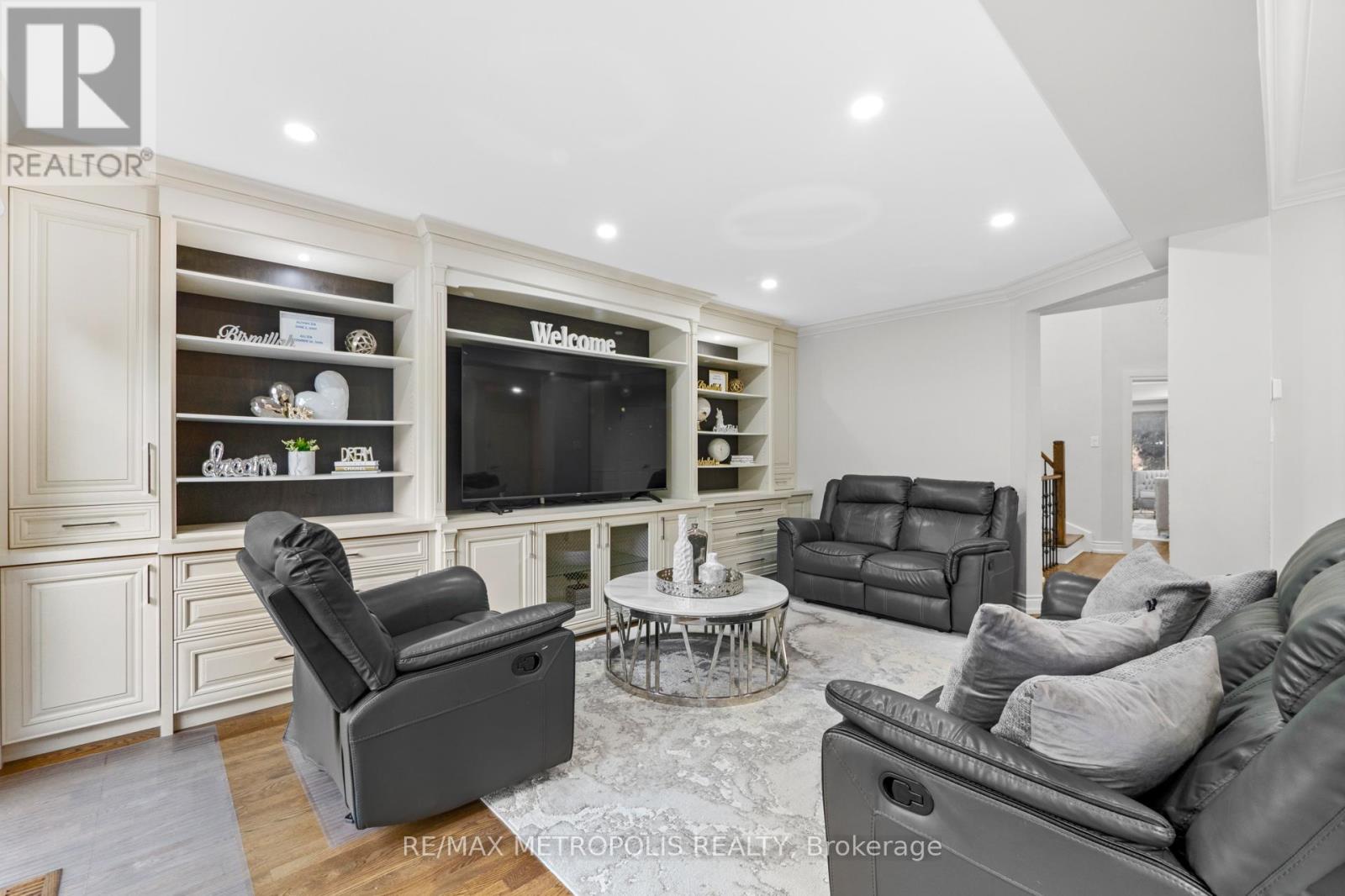 914 Sproule Crescent, Oshawa, Ontario  L1K 2C8 - Photo 11 - E12676614