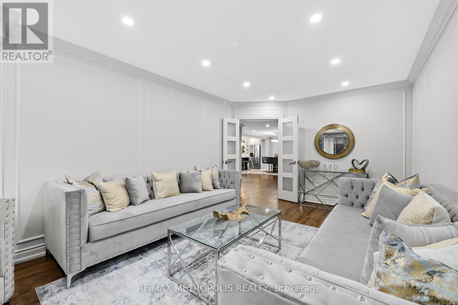 914 Sproule Crescent, Oshawa, Ontario  L1K 2C8 - Photo 9 - E12676614