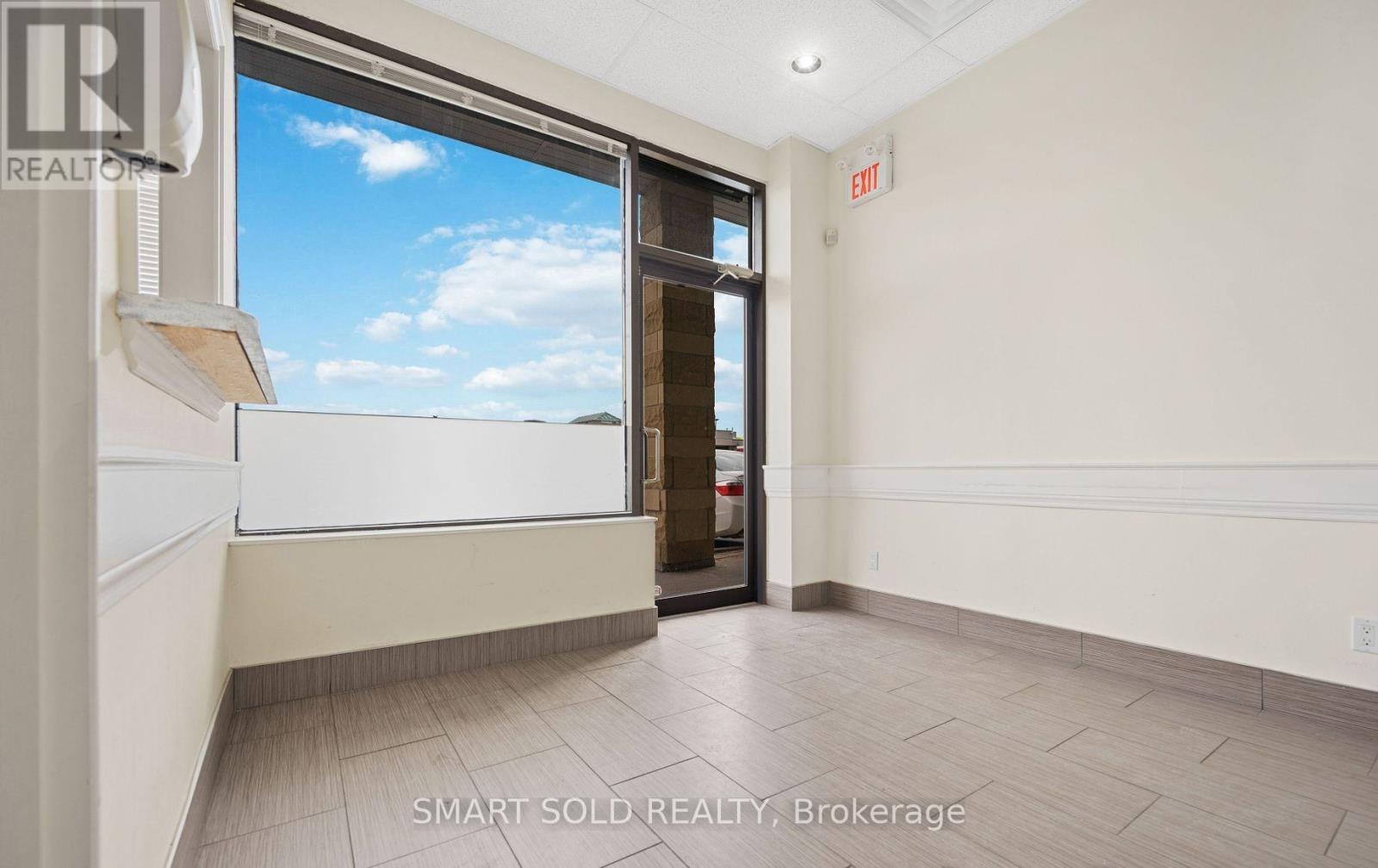 2 - 8392 Kennedy Road, Markham, Ontario  L3R 9W5 - Photo 5 - N12450950