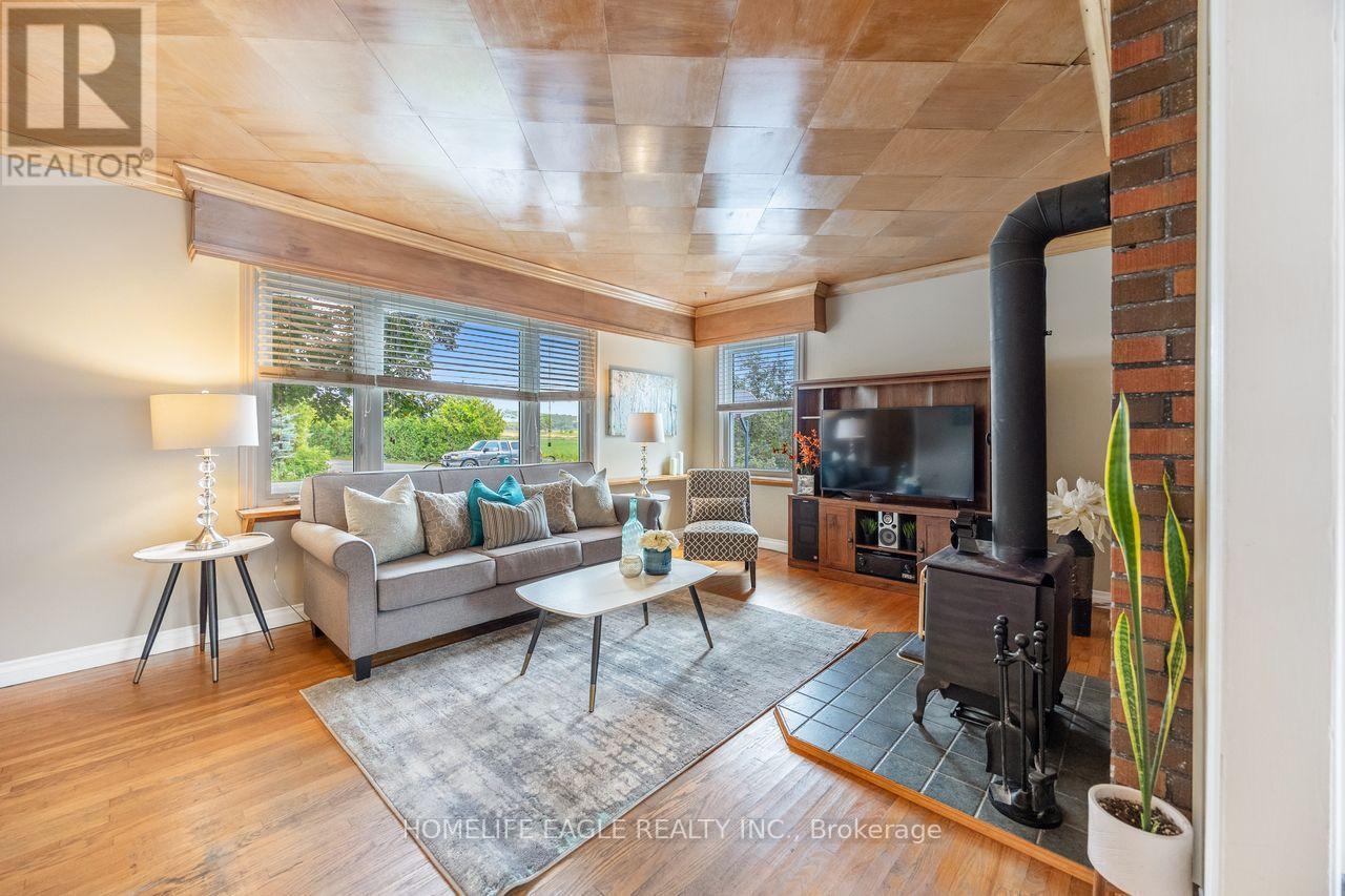 19280 Dufferin Street, King, Ontario  L3Y 4V9 - Photo 9 - N12676442