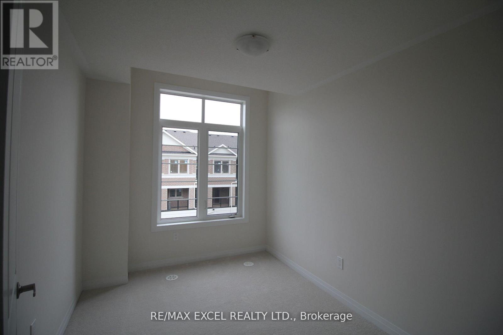 74 Carneros Way, Markham, Ontario  L6B 0S1 - Photo 6 - N12676460