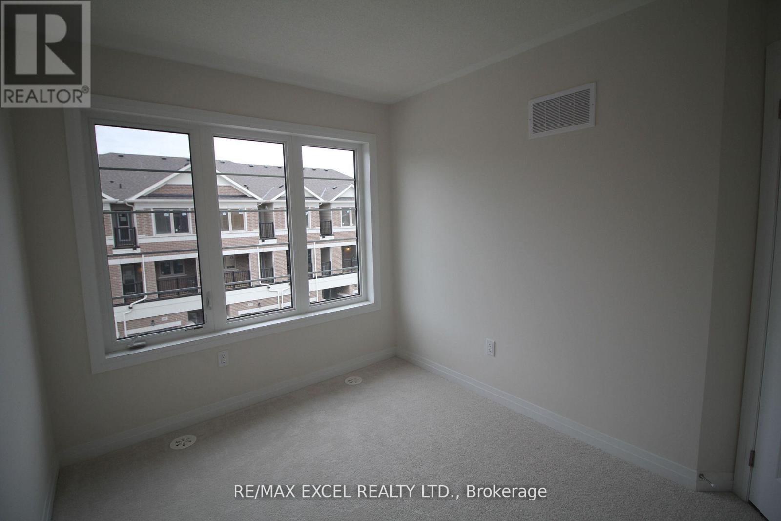 74 Carneros Way, Markham, Ontario  L6B 0S1 - Photo 7 - N12676460