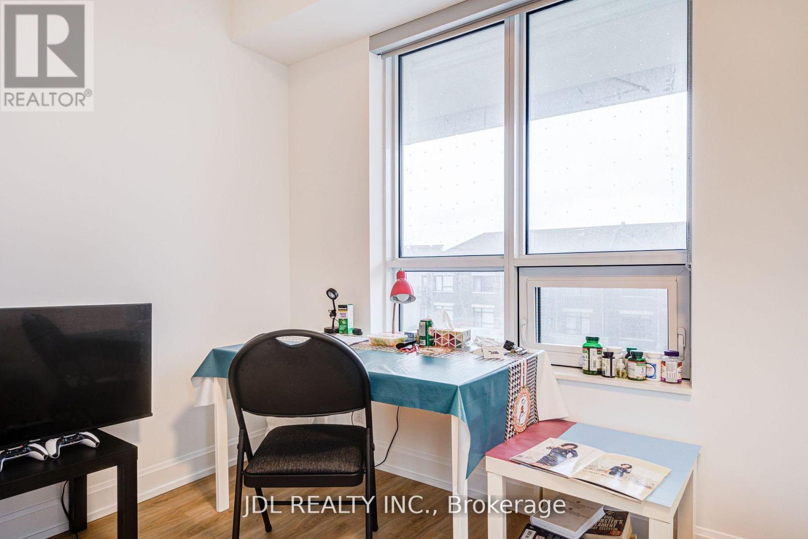 208 B - 38 Gandhi Lane, Markham, Ontario  L3T 0G9 - Photo 4 - N12676540