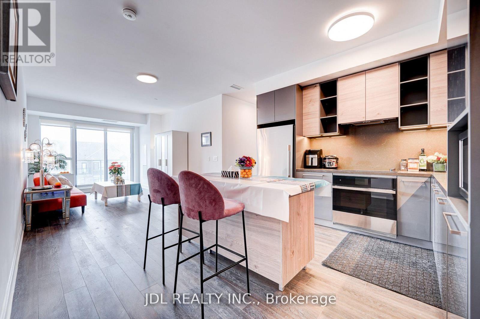 208 C - 38 Gandhi Lane, Markham, Ontario  L3T 0G9 - Photo 9 - N12676568