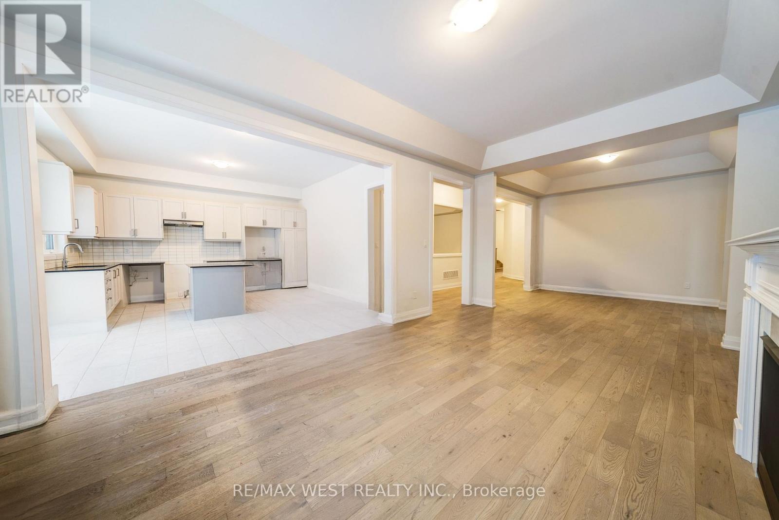 3 Speciosa Street, Richmond Hill, Ontario  L4E 2Y5 - Photo 11 - N12676574