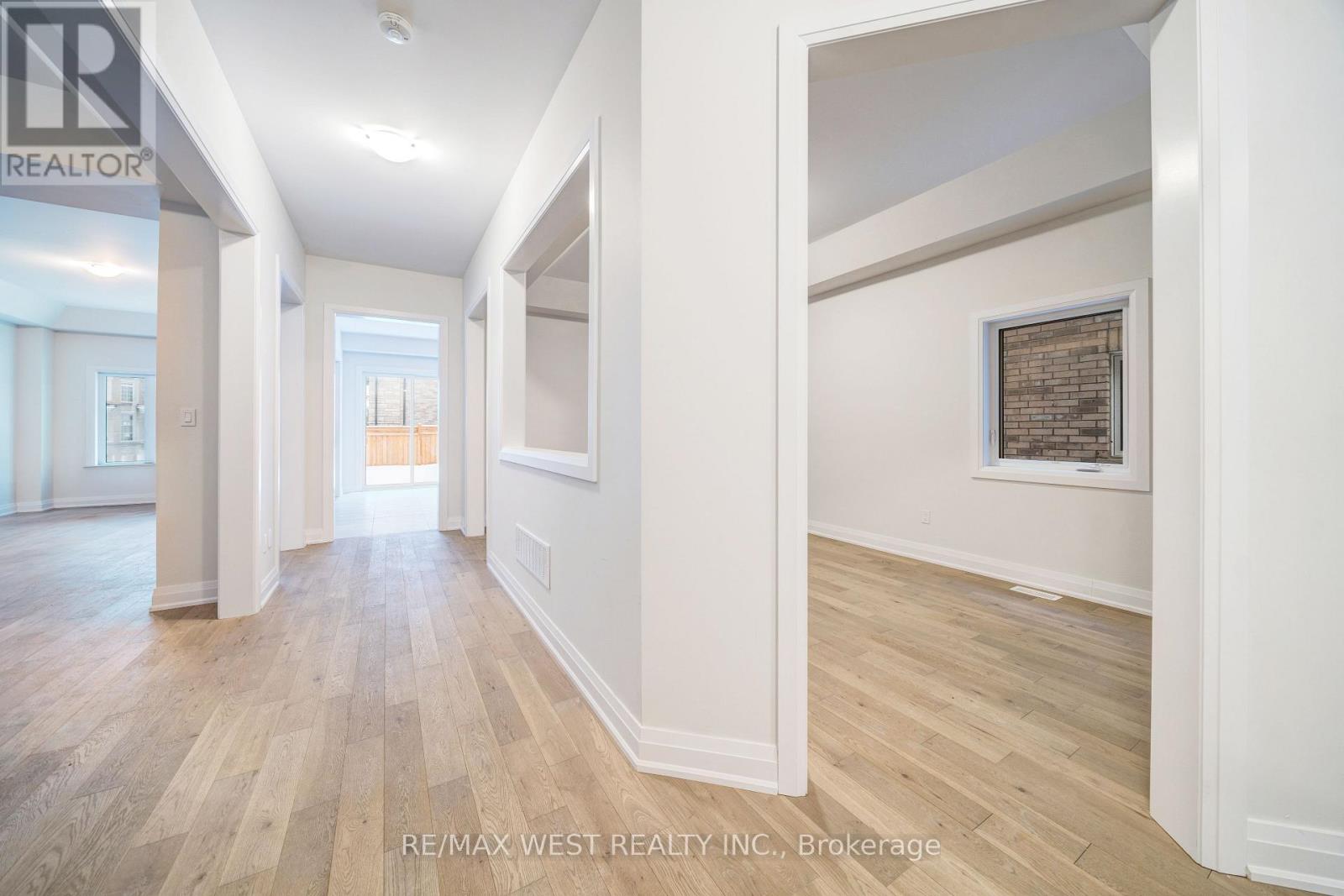 3 Speciosa Street, Richmond Hill, Ontario  L4E 2Y5 - Photo 8 - N12676574