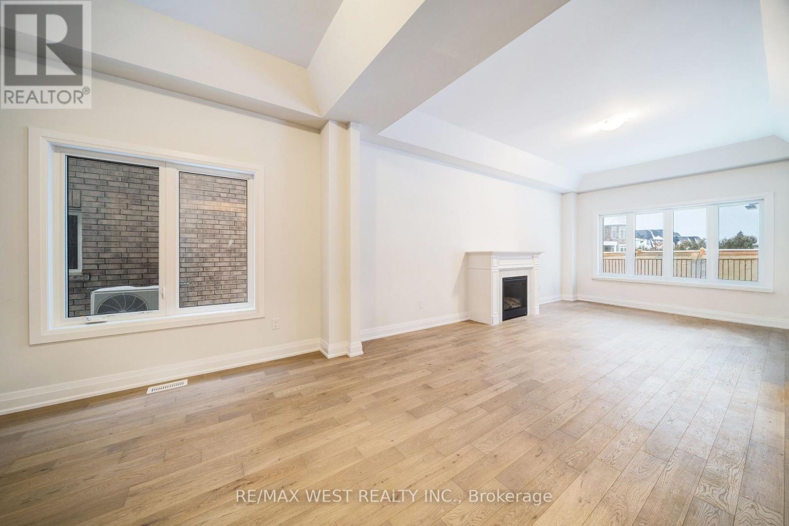 3 Speciosa Street, Richmond Hill, Ontario  L4E 2Y5 - Photo 9 - N12676574