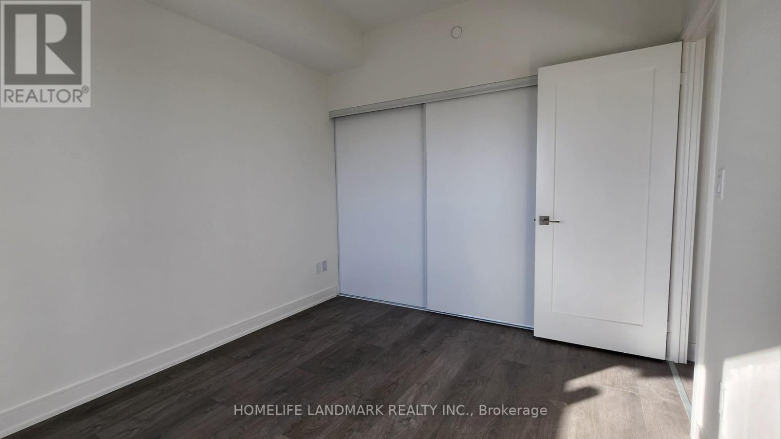 1006 - 715 Davis Drive, Newmarket, Ontario  L3Y 2R3 - Photo 11 - N12676596