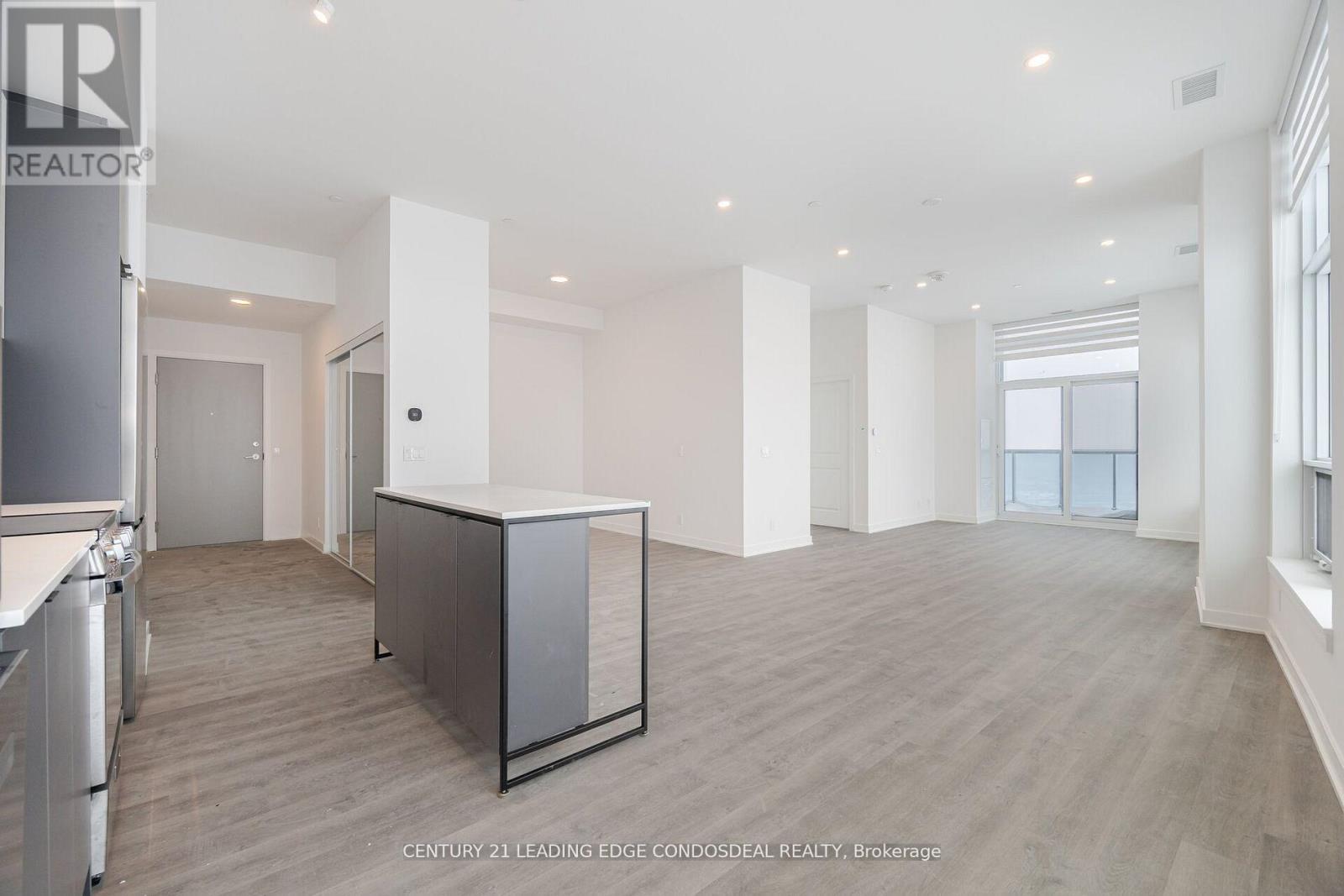 Ph03 - 30 Upper Mall Way, Vaughan, Ontario  L4J 0L7 - Photo 14 - N12676664