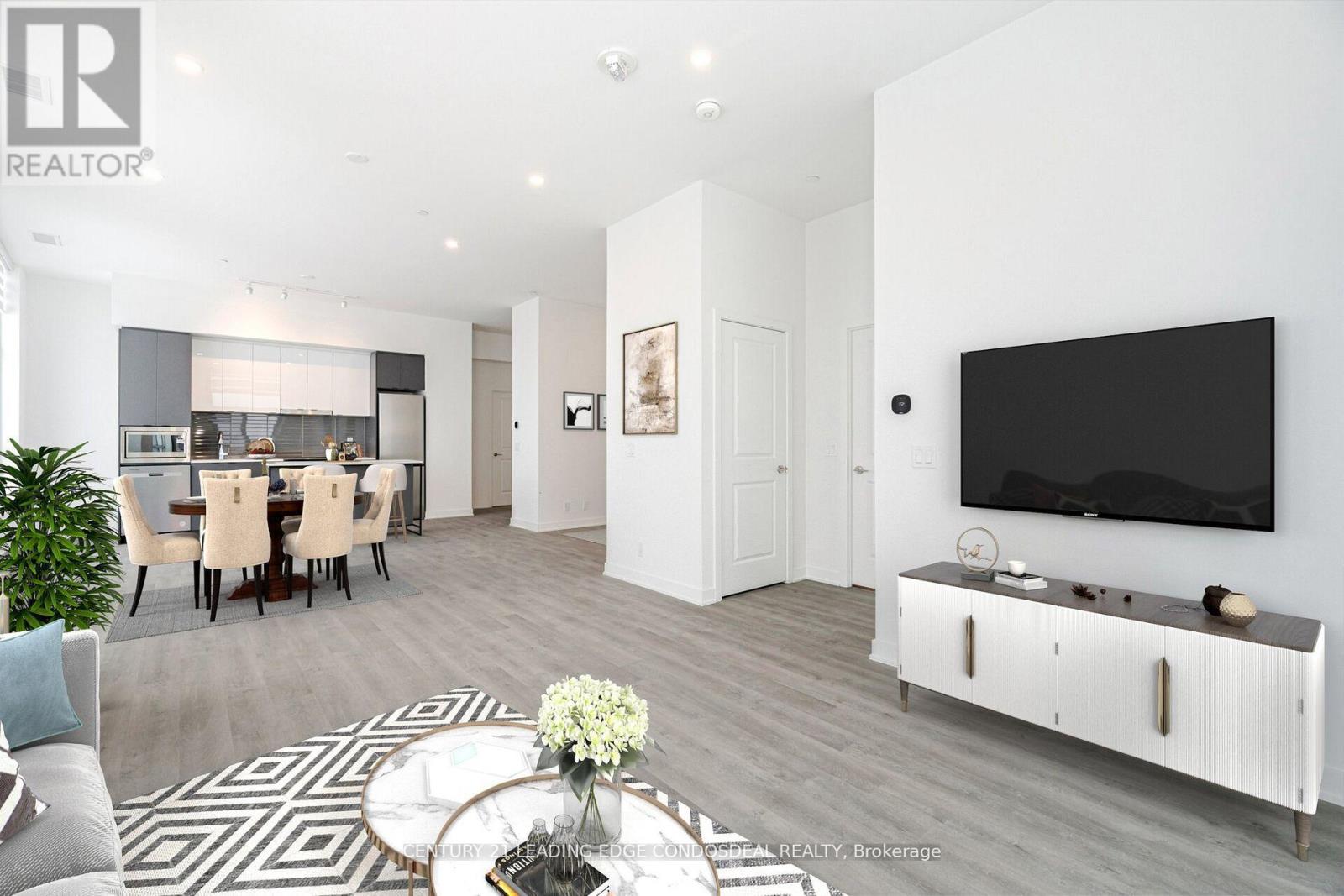 Ph03 - 30 Upper Mall Way, Vaughan, Ontario  L4J 0L7 - Photo 2 - N12676664