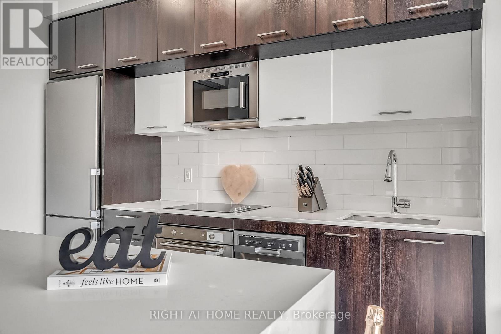 810 - 4800 Highway 7, Vaughan, Ontario  L4L 1H8 - Photo 15 - N12676688