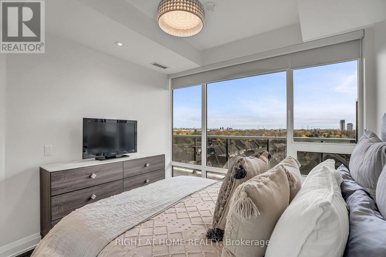 810 - 4800 Highway 7, Vaughan, Ontario  L4L 1H8 - Photo 22 - N12676688