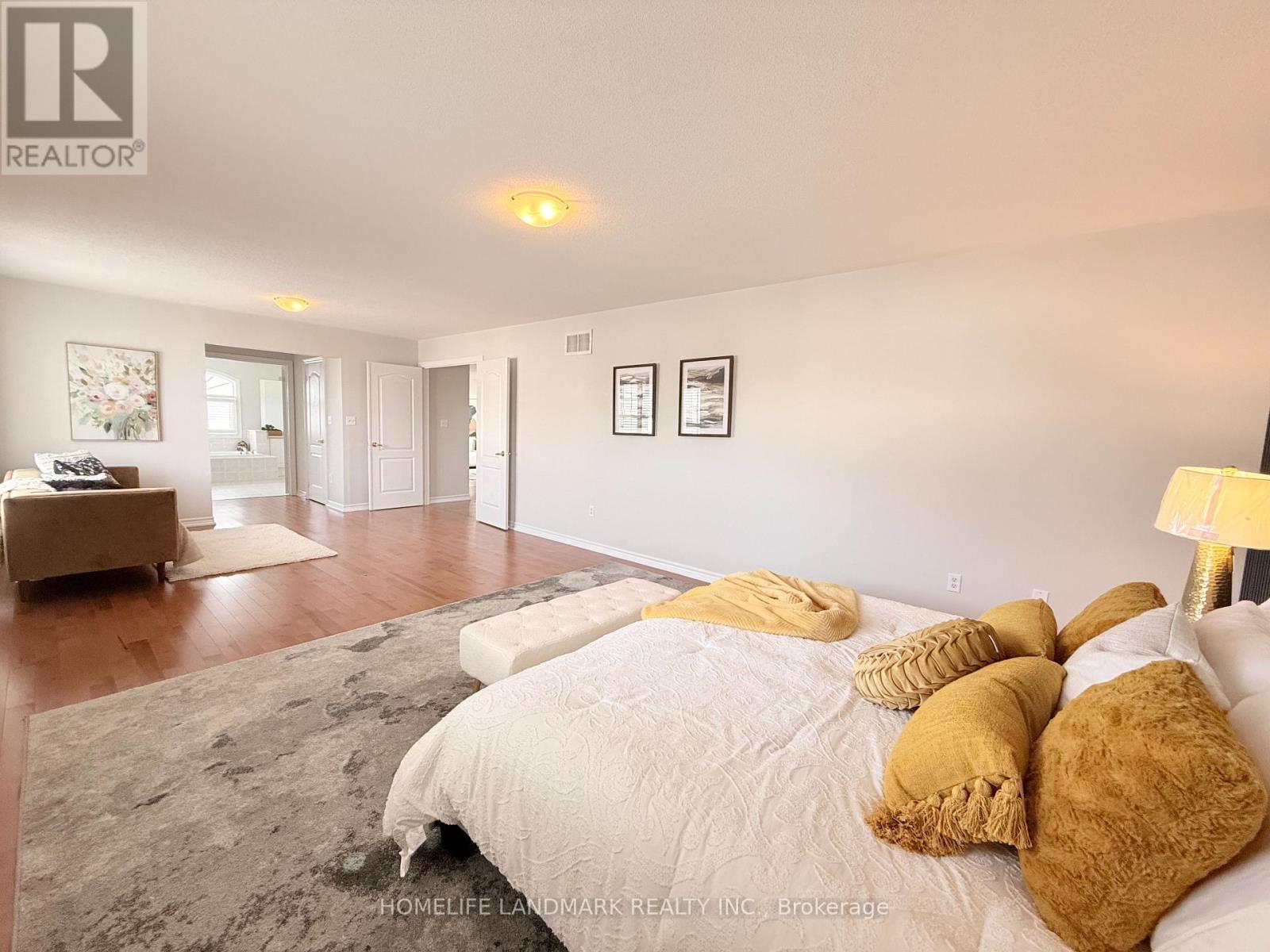 18 The Queensway, Barrie (Innis-Shore), Ontario  L4M 7H6 - Photo 20 - S12676456