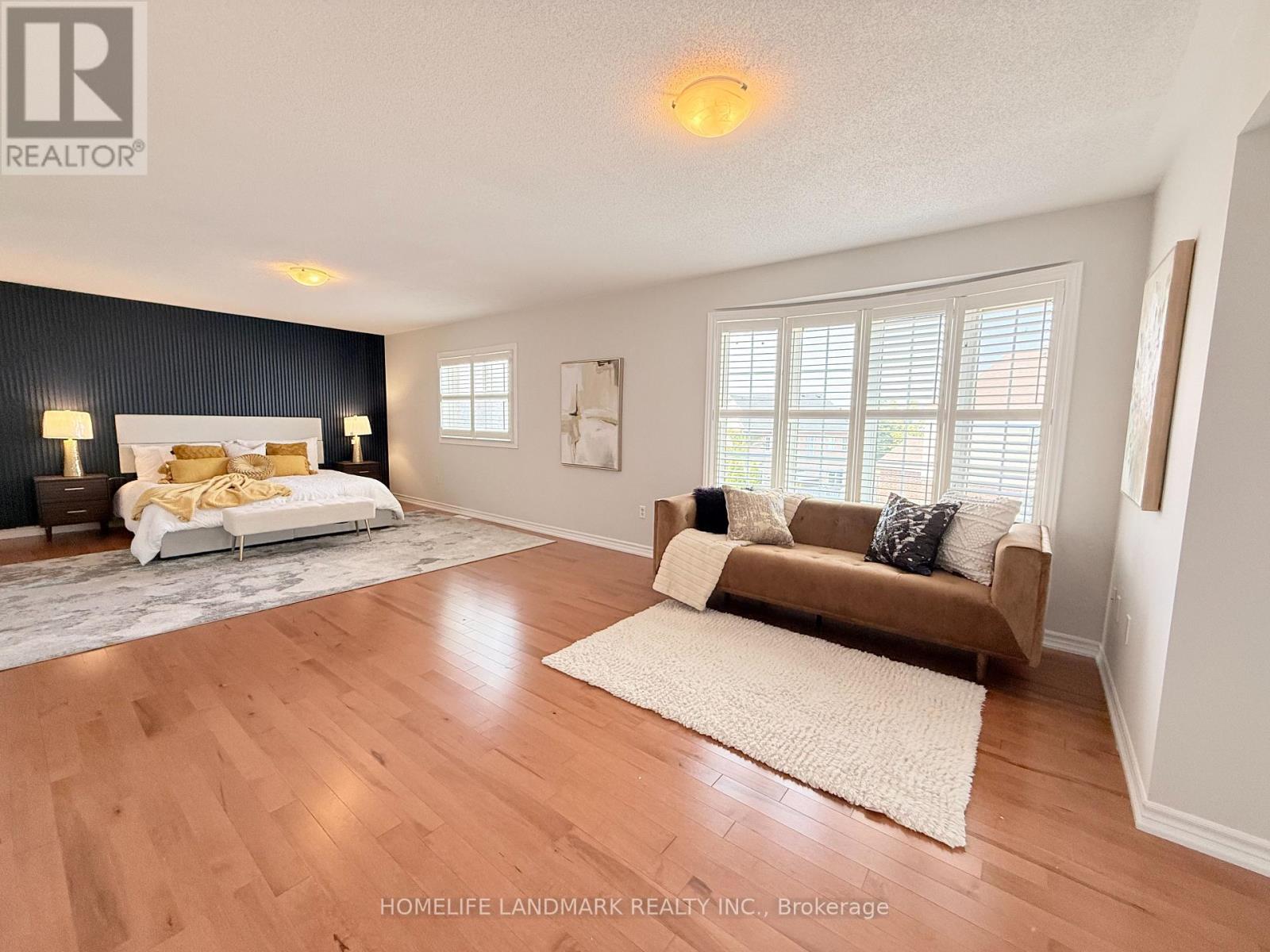 18 The Queensway, Barrie (Innis-Shore), Ontario  L4M 7H6 - Photo 21 - S12676456