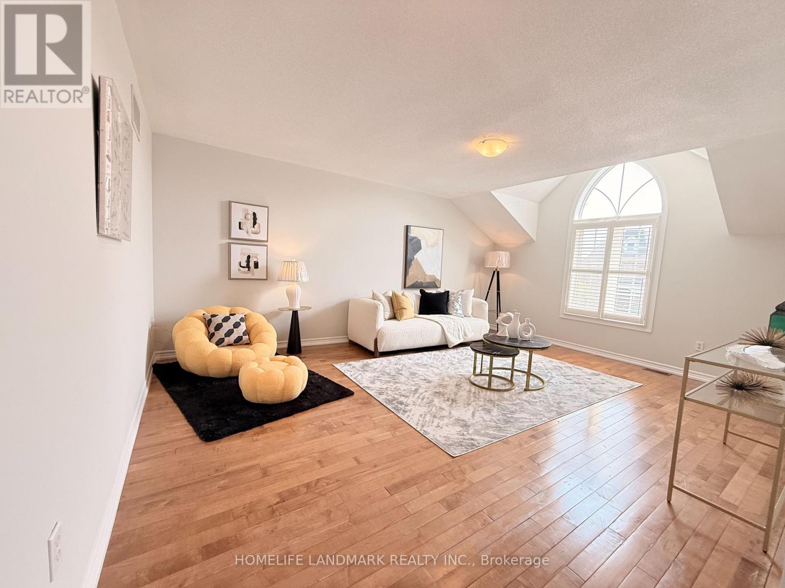 18 The Queensway, Barrie (Innis-Shore), Ontario  L4M 7H6 - Photo 25 - S12676456